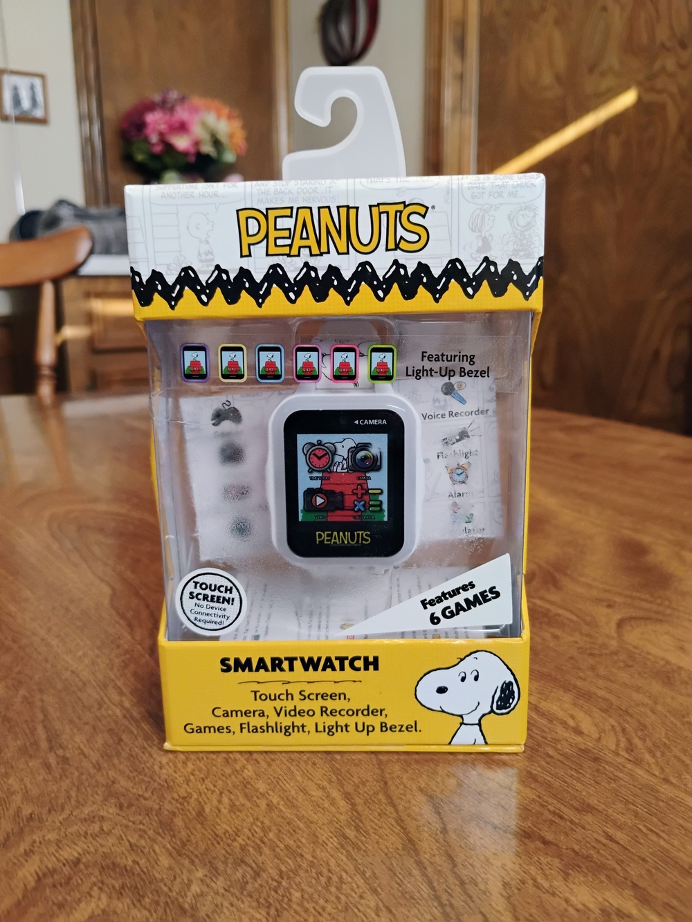 Peanuts Kids Smartwatch Touch Screen Camera Flashlight Voice / Video White band